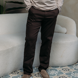 CORE STRAIGHT PANTS BROWN