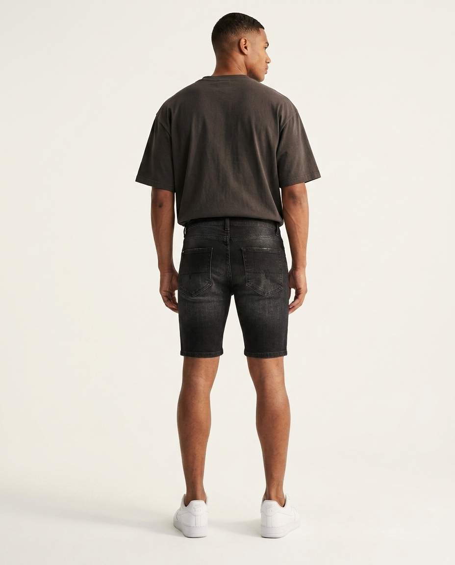 Aquila Black - back