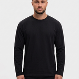 Essential Longsleeve Black - voorkant