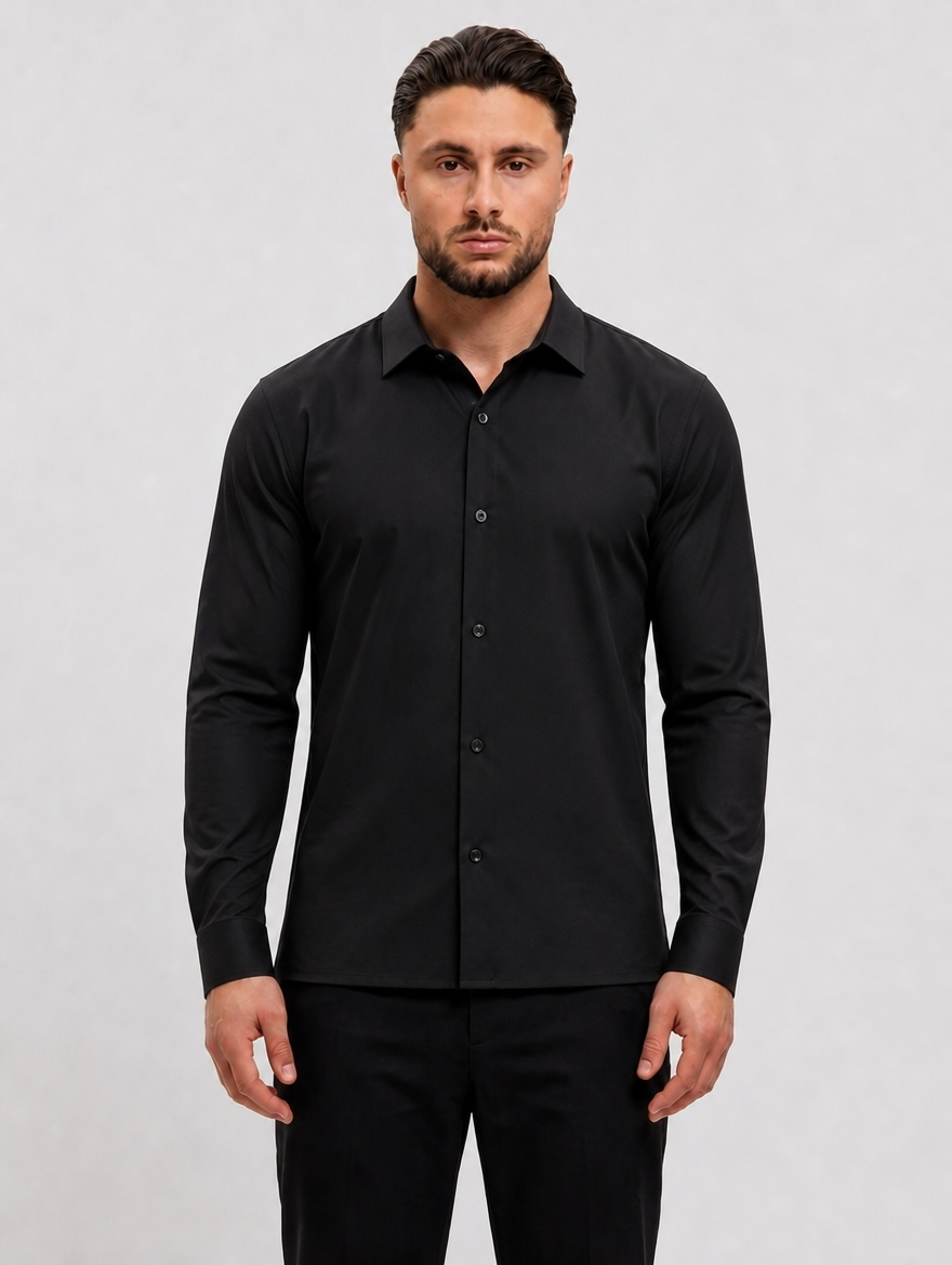 Deluxe Shirt Black - voorkant studio