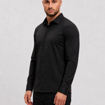 Deluxe Shirt Black - zijkant studio