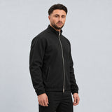 MONZA jacket zwart – schuin zijkant op model