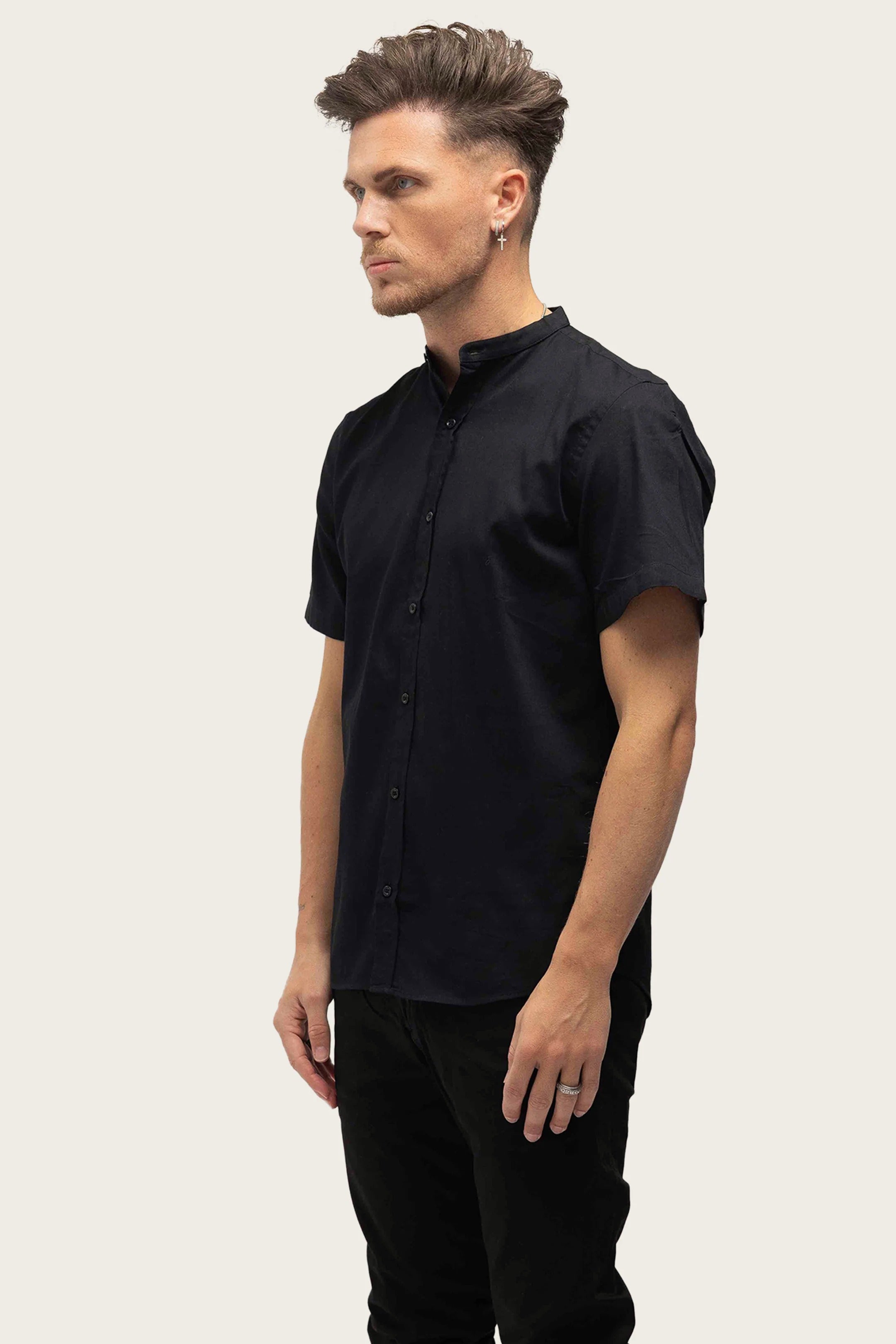 MAO BLACK SHIRT