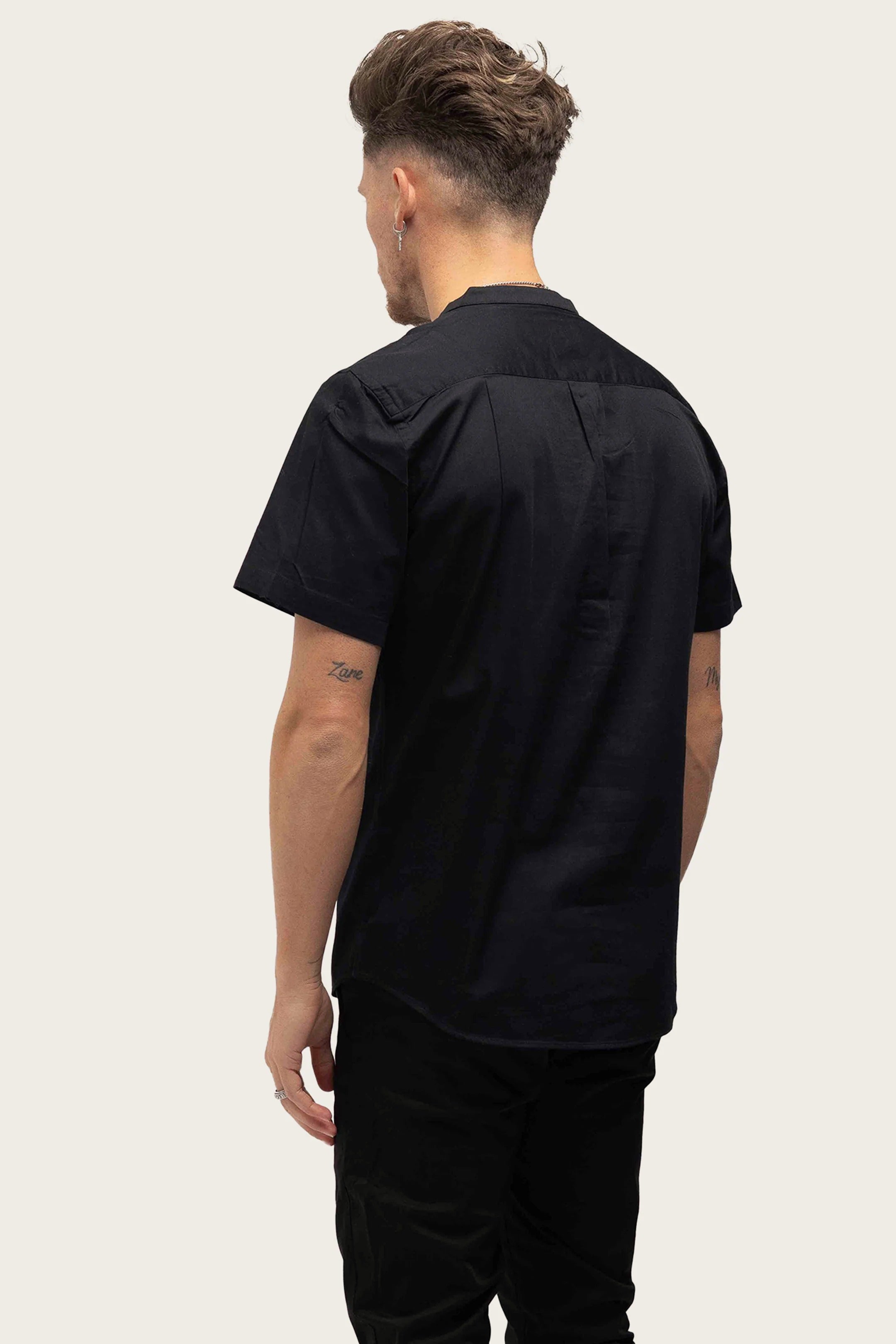 MAO BLACK SHIRT