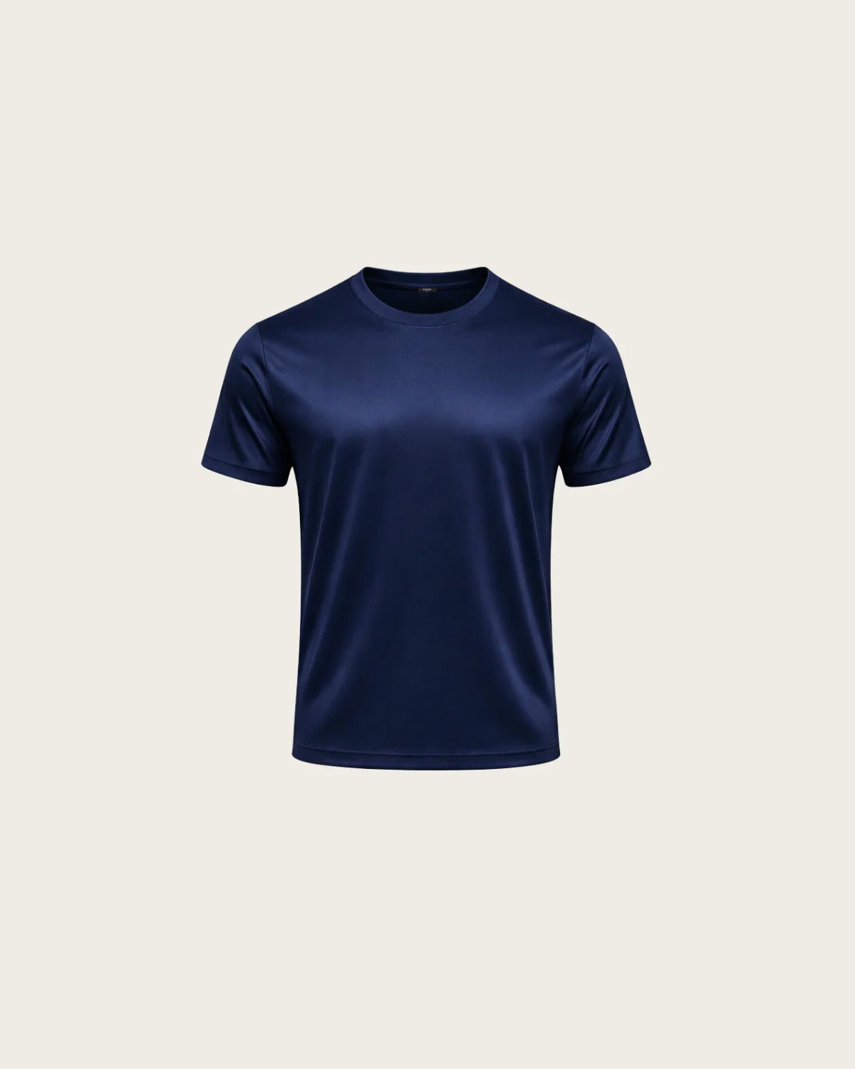 Shiny Essential Shirt Navy Blue - achtergrond #efece6